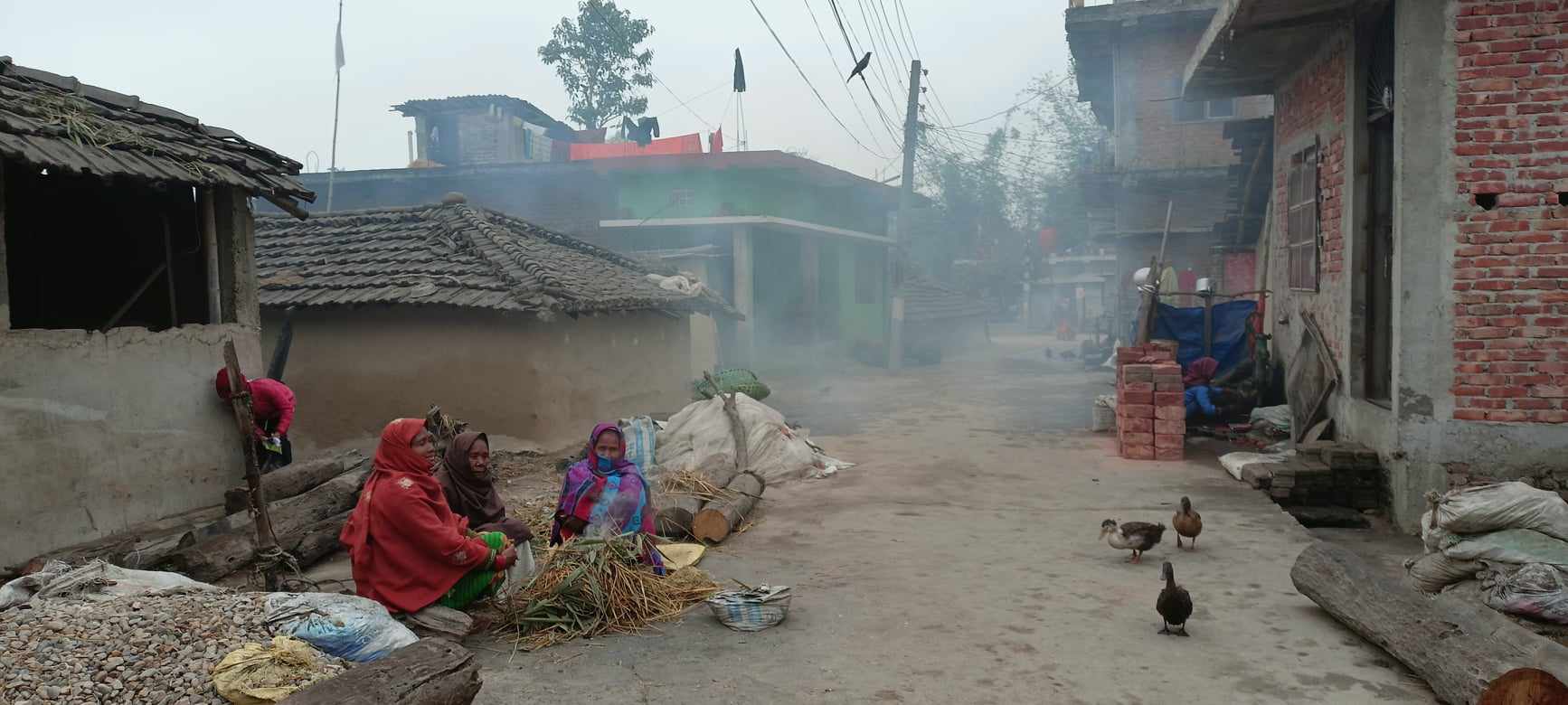 चिसो स्याँठ र बाक्लो कुहिरोका कारण मधेसको जनजीवन प्रभावित